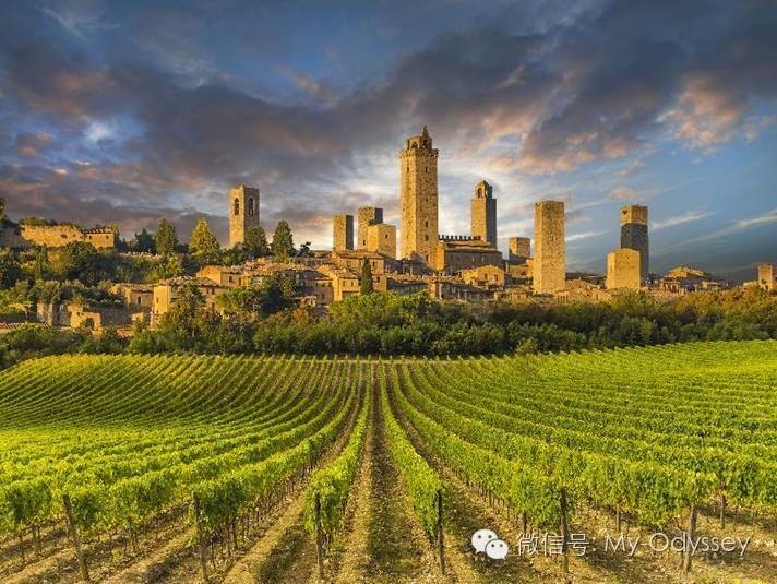 中世纪的曼哈顿·圣吉米亚诺